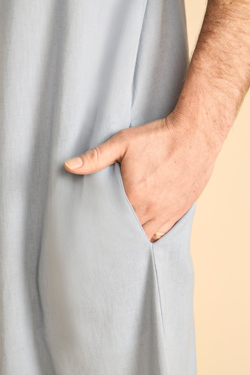 جلابية رجالية بأكمام قصيرة وجيوب جانبية product image 4