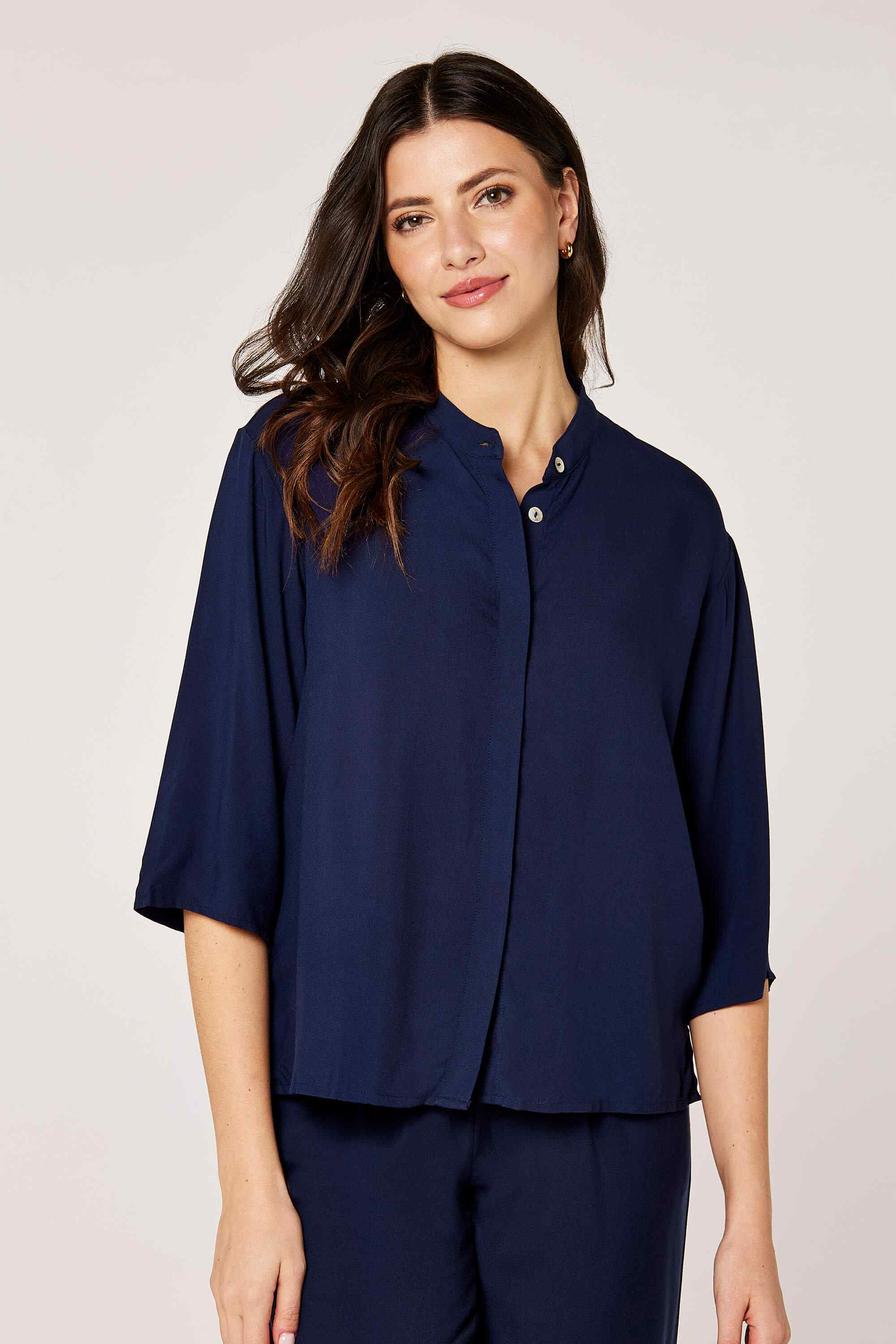 قميص فضفاض بأزرار product image 1