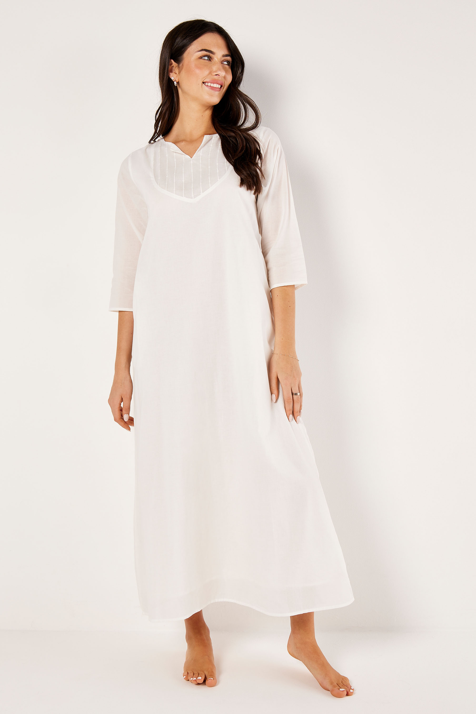 فستان طويل بقصة عنق مفتوحة product image 1