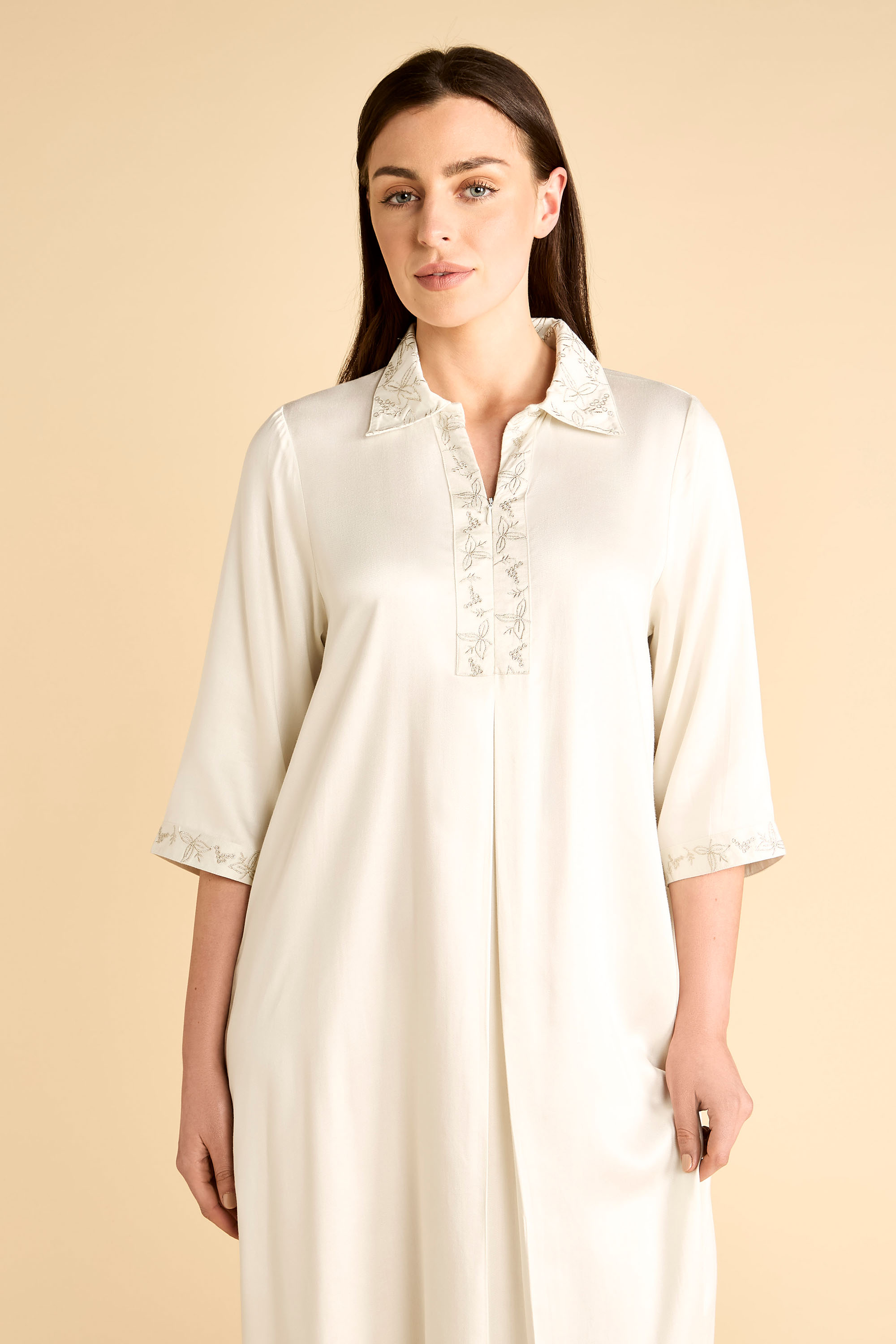 فستان أمومة مع تطريز product image 2