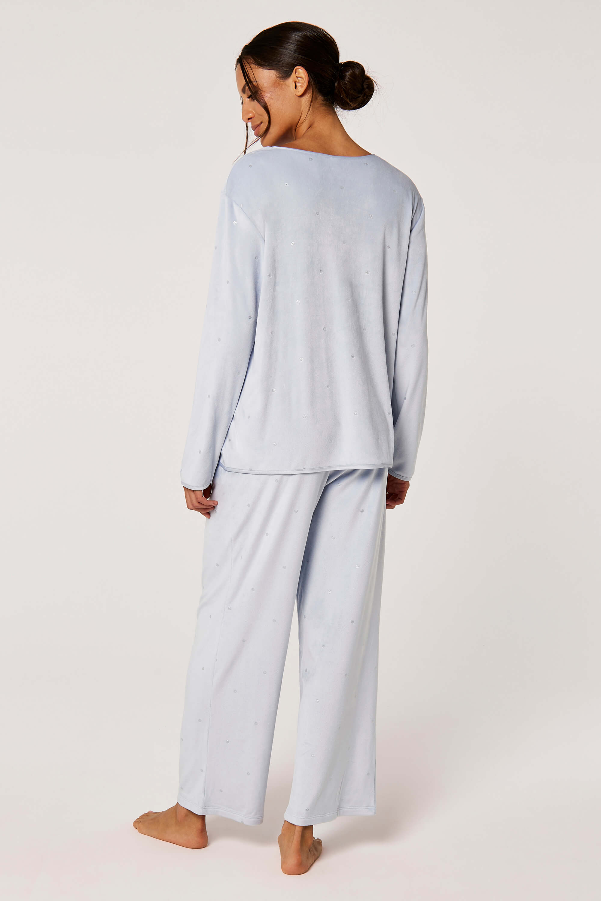 Luxurious Velvet Two-Piece Pajama Set product image 5