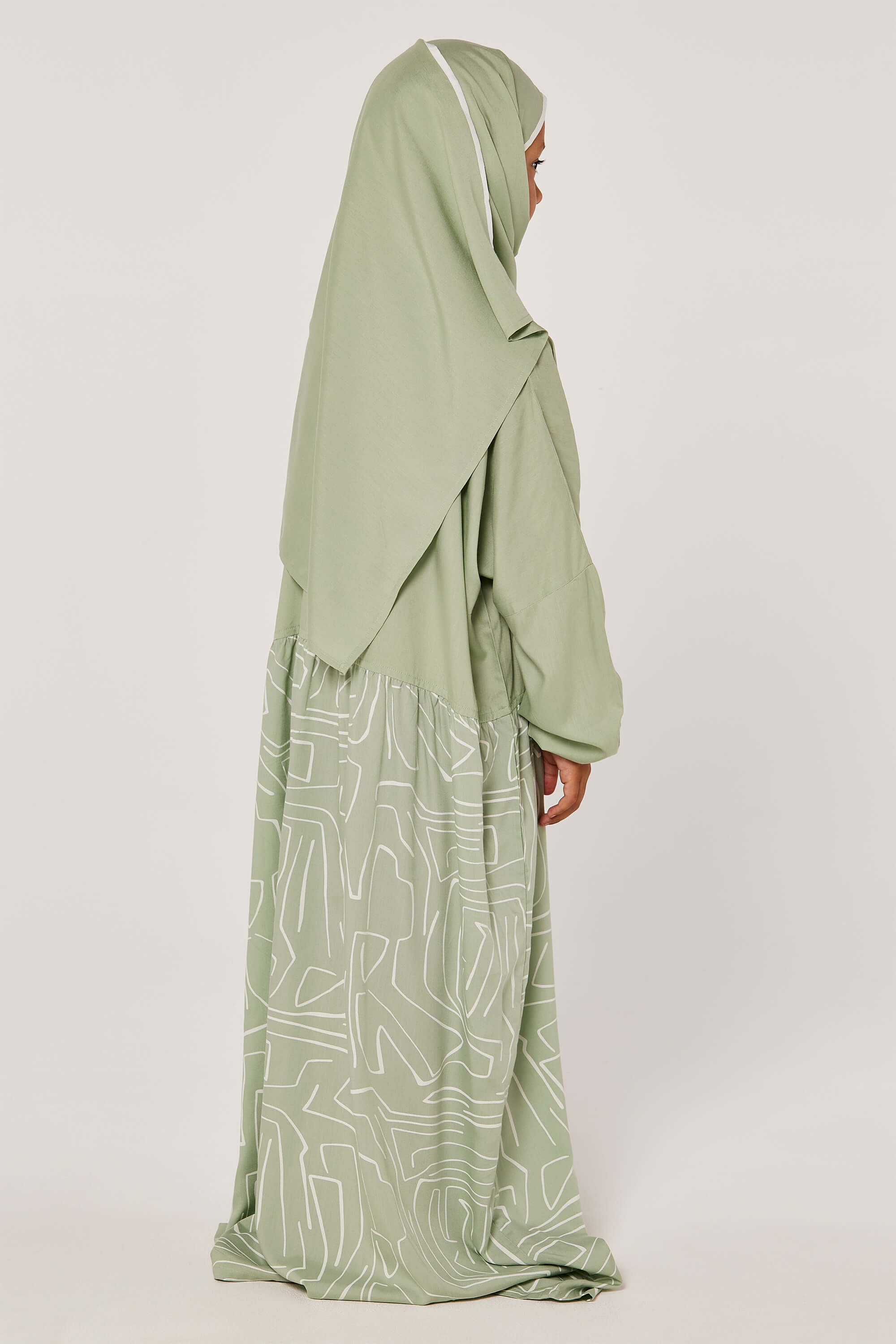 Zippered Style Half Plain Half Printed Prayer Dress with Matching Veil for Girls product image 4